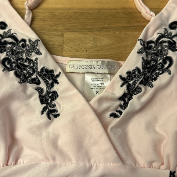 CALIFORNIA DYNASTY ⭐️ SLEEPWEAR SET - Picture 6 of 6